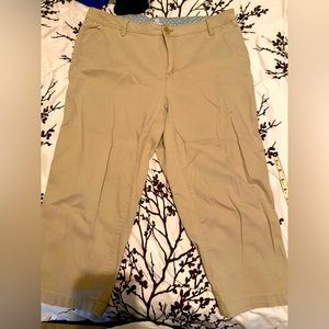Liz Claiborne cropped khakis sz 14